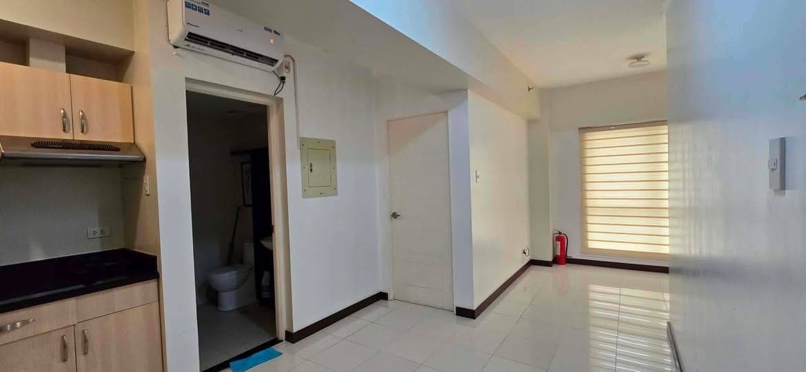 1br Sheridan for rent - photo 1