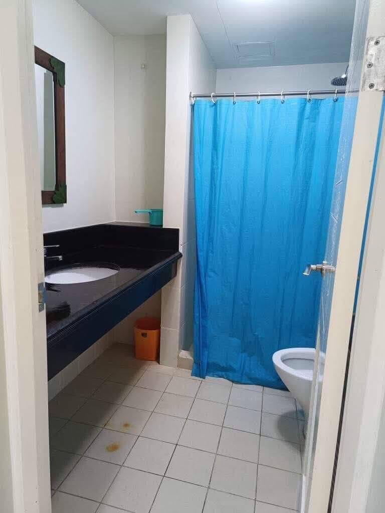 2br Sheridan for rent South Tower -21st floor 56sqm Facing river (city view) 35k inclusive dues (neg... - photo 1