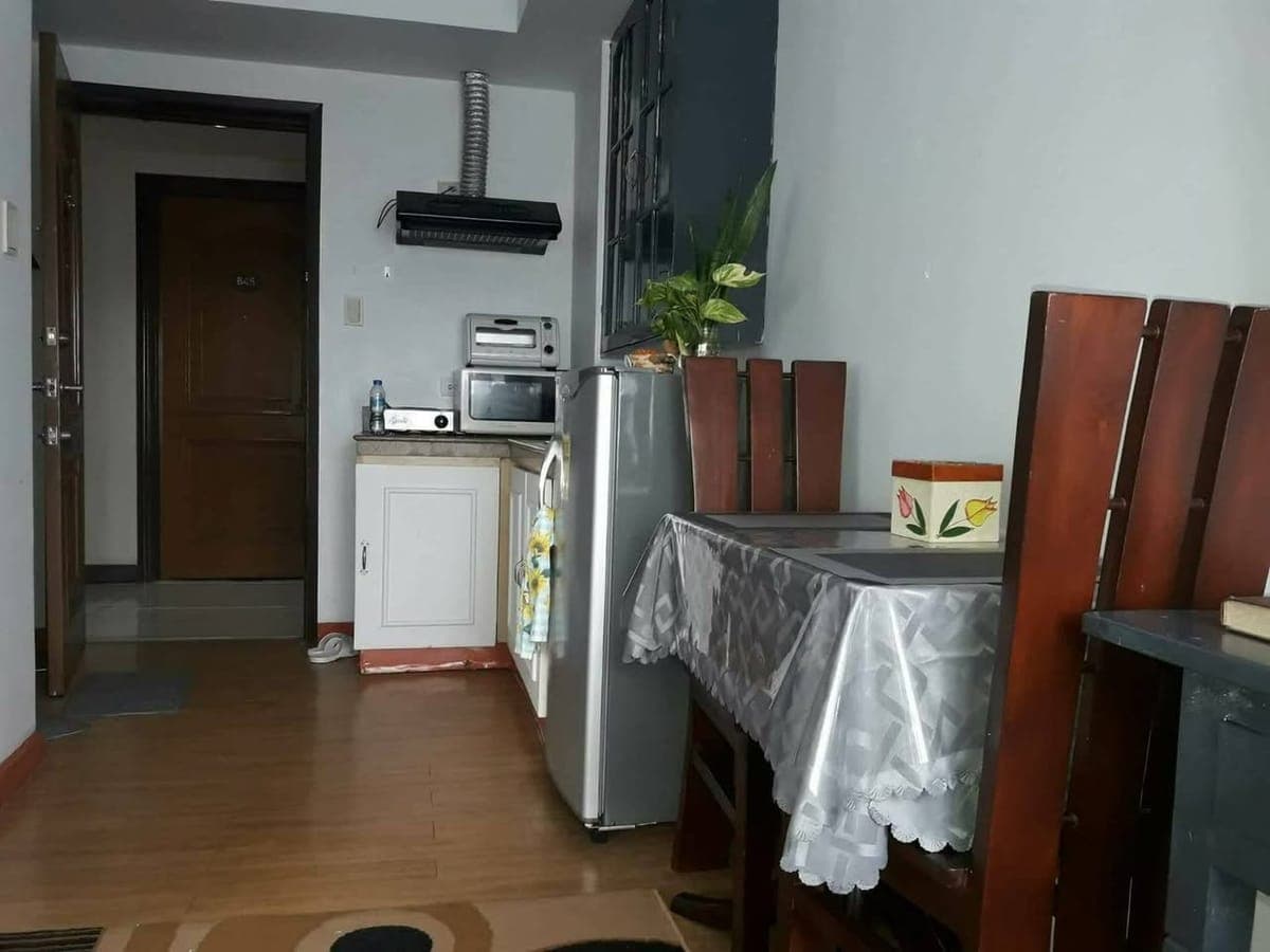 CONDO FOR RENT - photo 2
