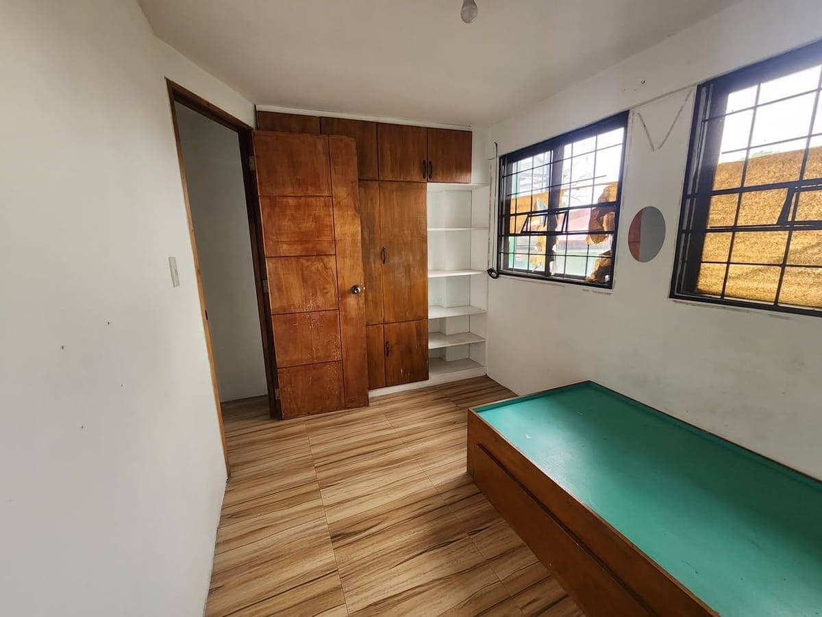 1 Unit available (2nd Floor) - photo 1