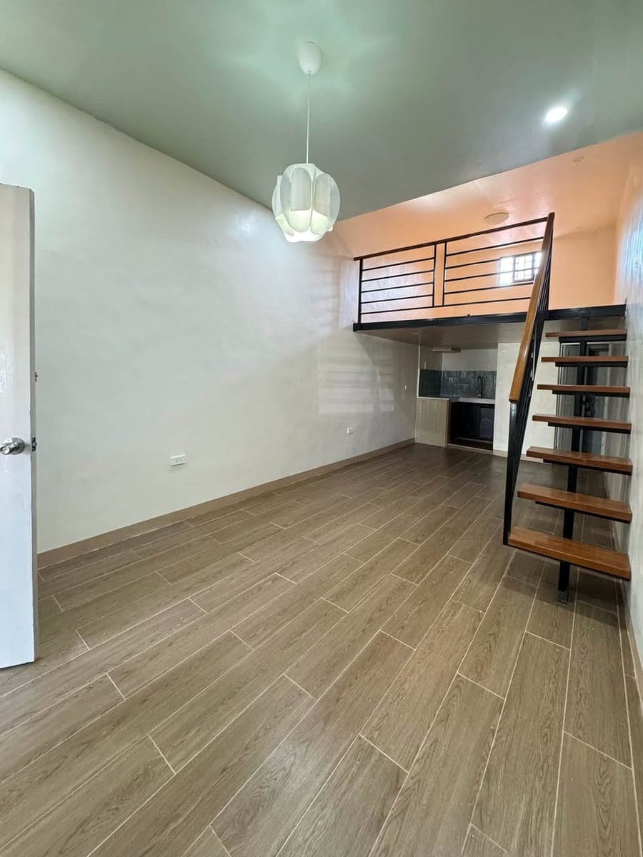 LOFT APARTMENT FOR RENT - photo 2
