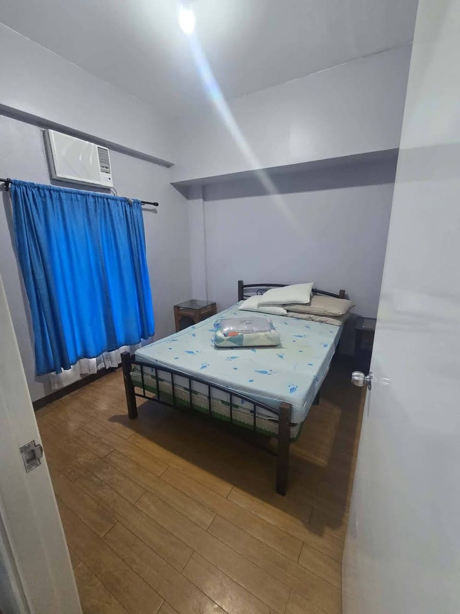 CONDO FOR RENT - photo 2