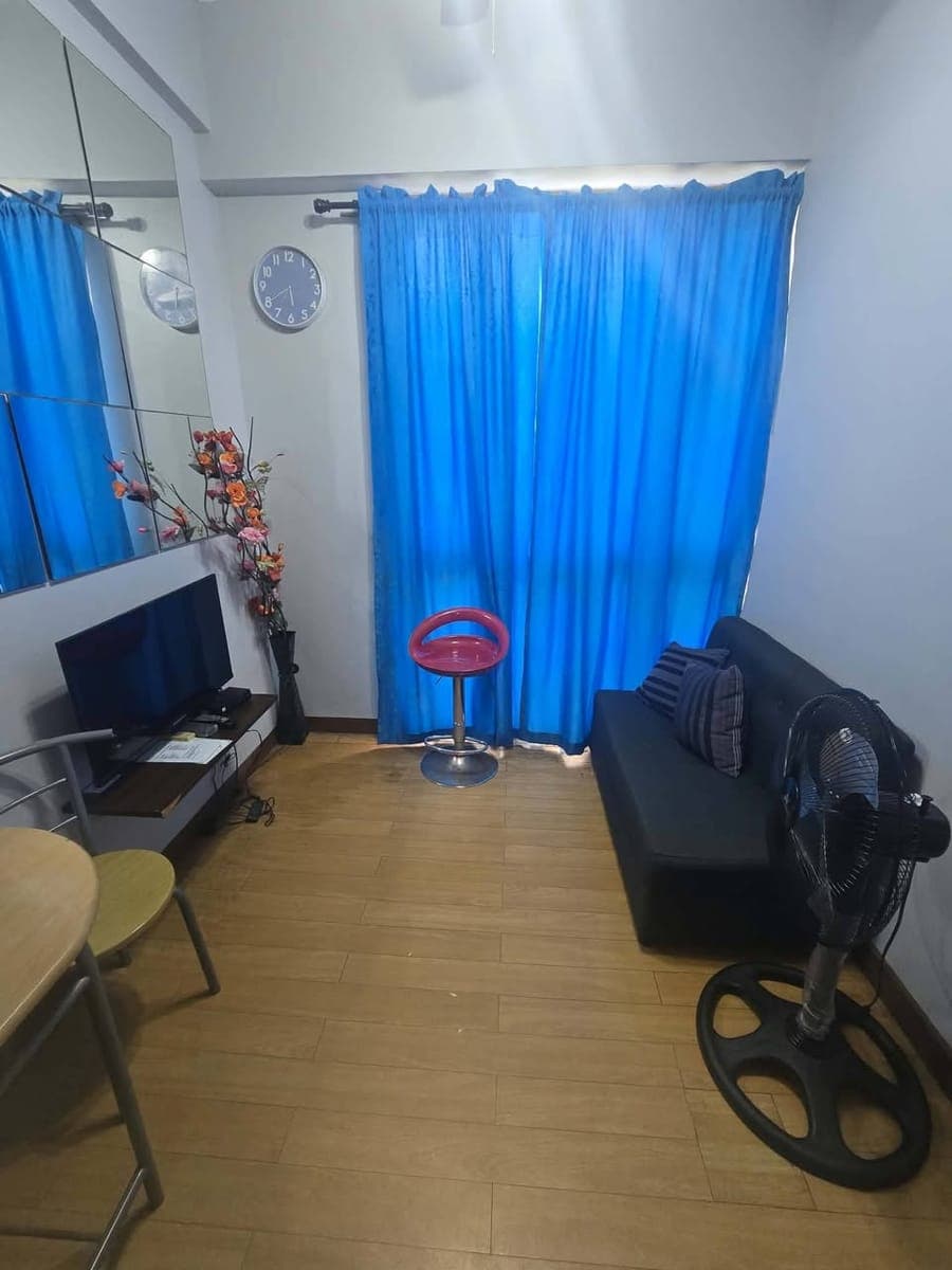 CONDO FOR RENT - photo 4
