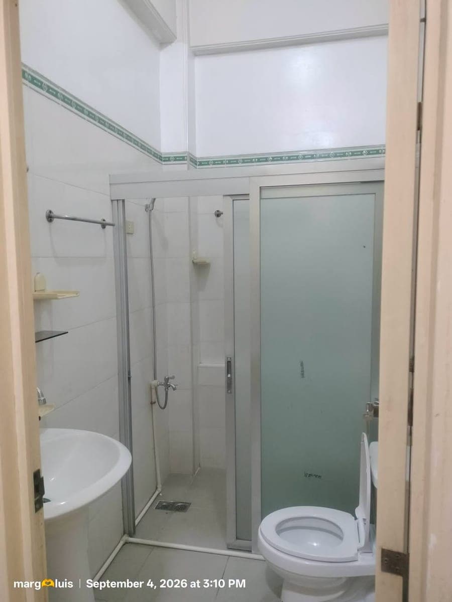 Apartment For Rent - photo 2