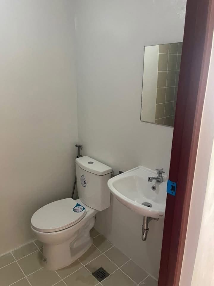 CONDO FOR RENT - photo 5