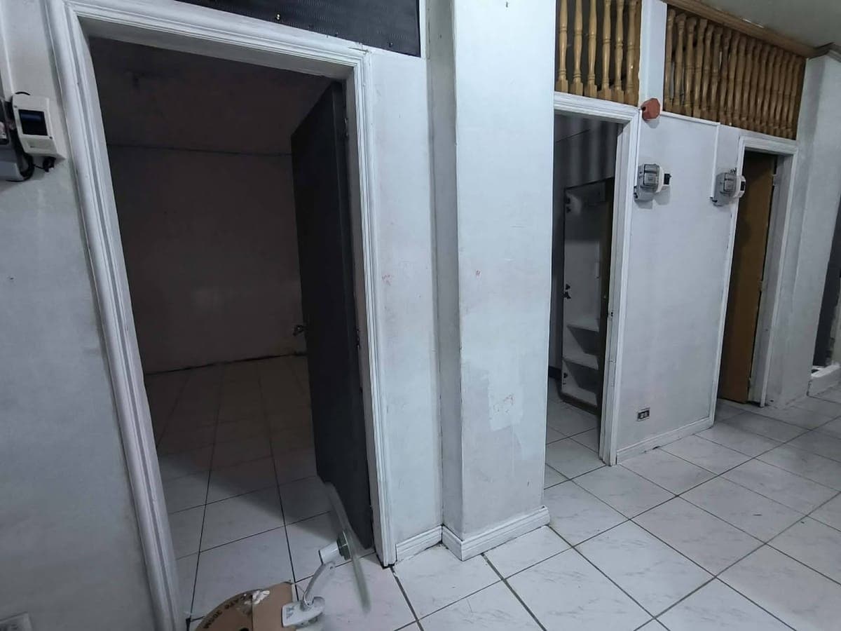 Available 5 rooms for rent. - photo 5