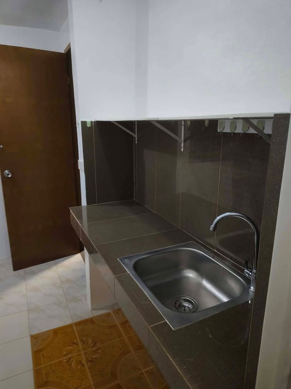 🏠 Room for Rent – 📍 28  Lower Sampalukan, Himalayan Rd., Brgy. Pasong Tamo - photo 1