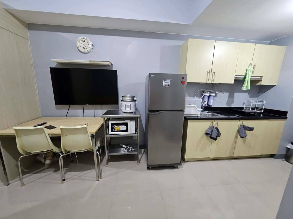 27k/month including condo dues - photo 2