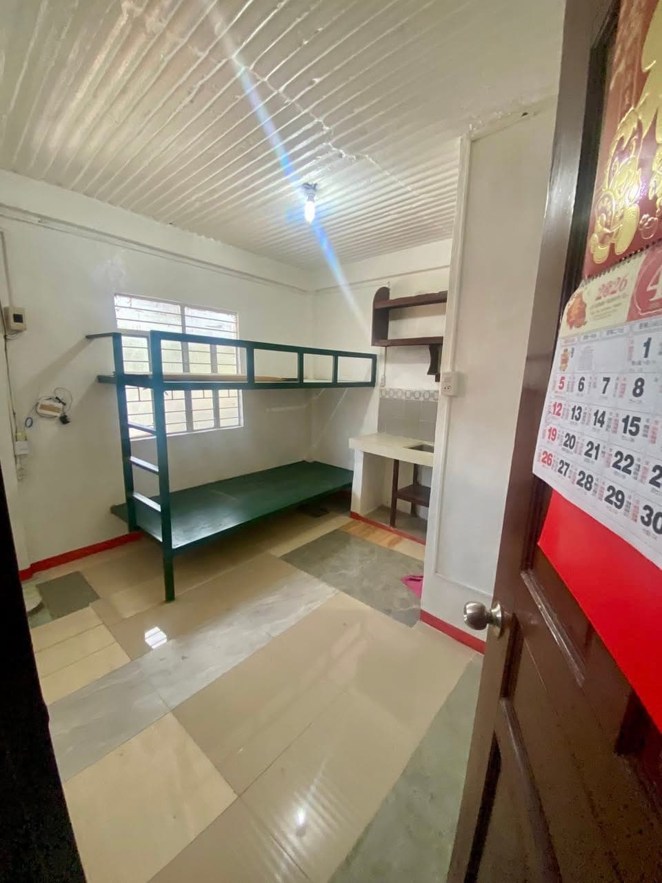 ROOM FOR  RENT 🏡 - photo 1