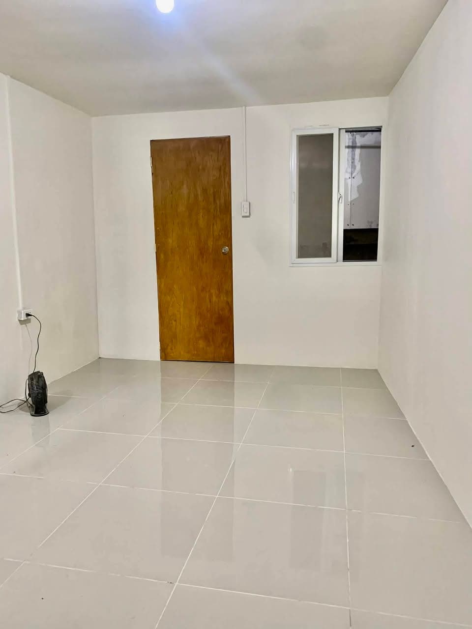 Room for rent studio type (2nd floor) - photo 2