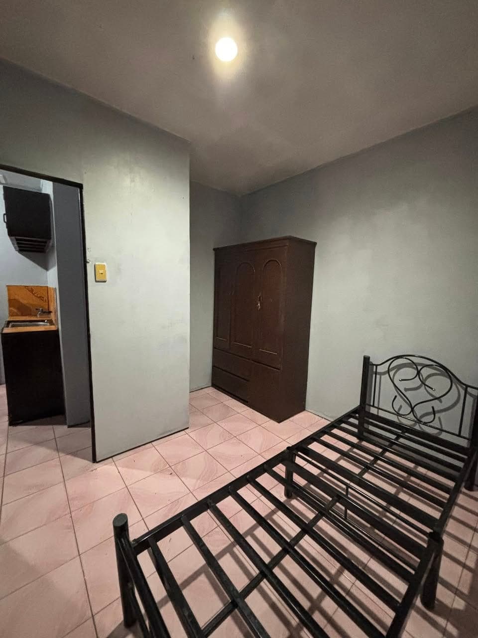🏠 HOUSE FOR RENT – FEMALES ONLY OR SMALL FAMILY - photo 5