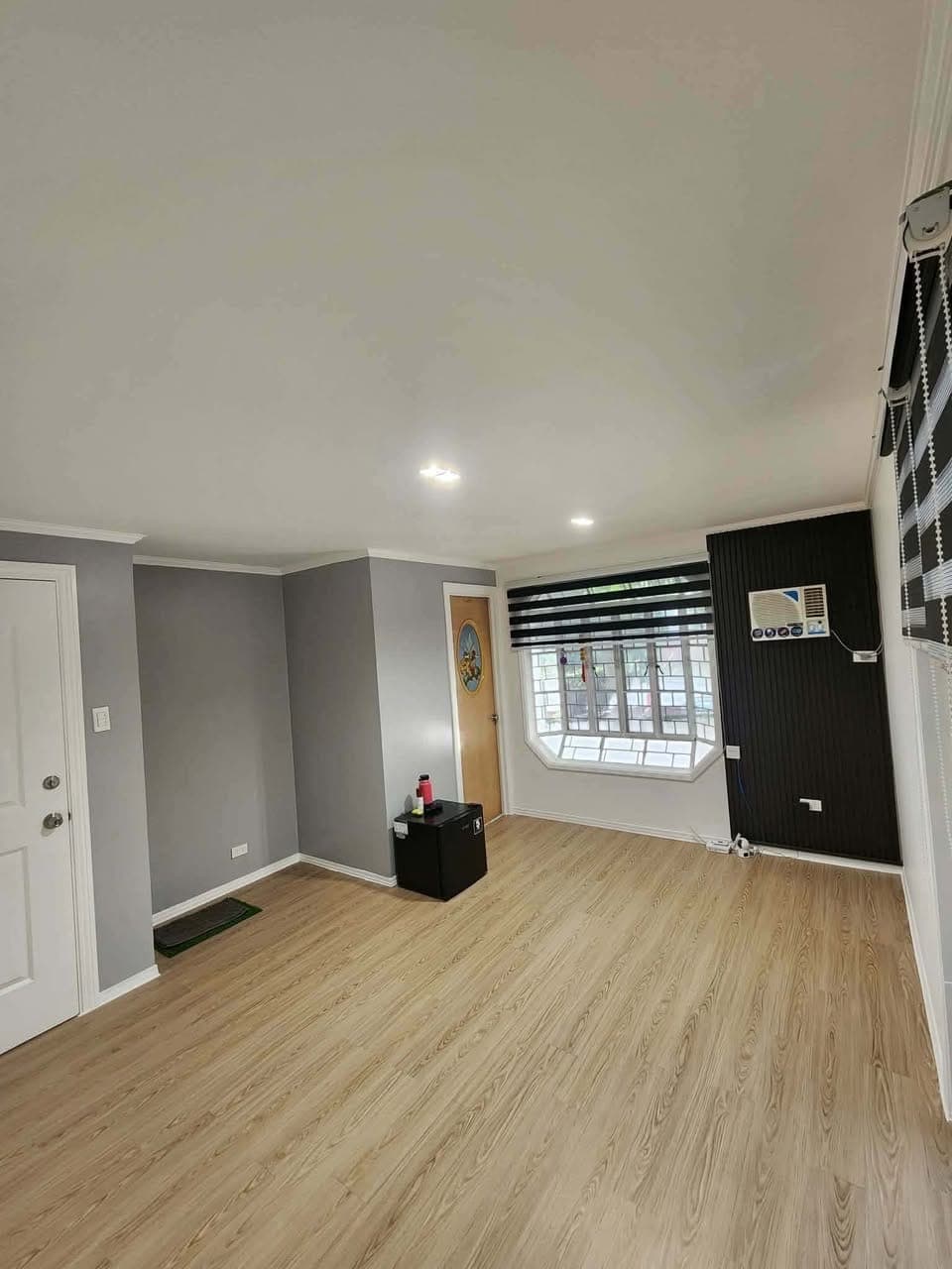 House for Rent in New Capitol Estate 1, Commonwealth ave. Quezon City - photo 2