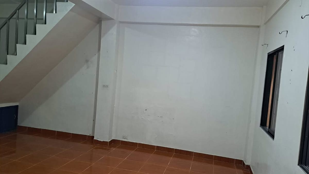 Maginhawa Quezon City Apartment - photo 1