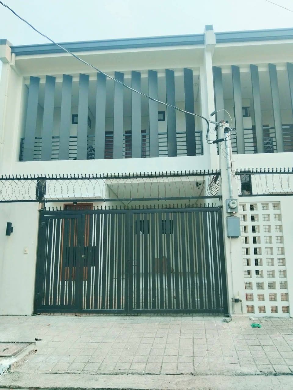 ‼️Townhouse for Rent Brand-new - photo 1