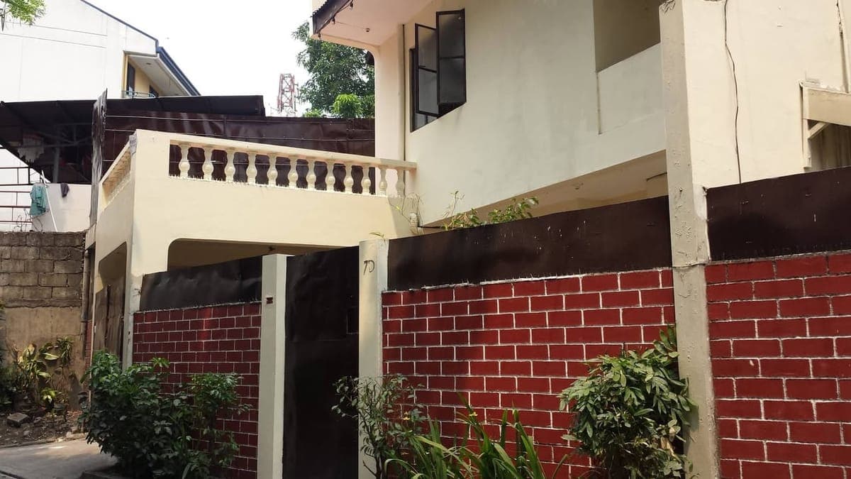 HOUSE FOR RENT - photo 1