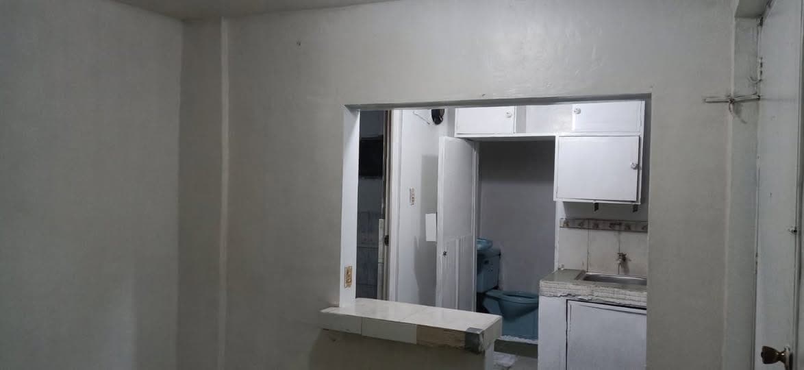 Studio Type Room Apartment for Rent in Scout Street, Quezon City - photo 4
