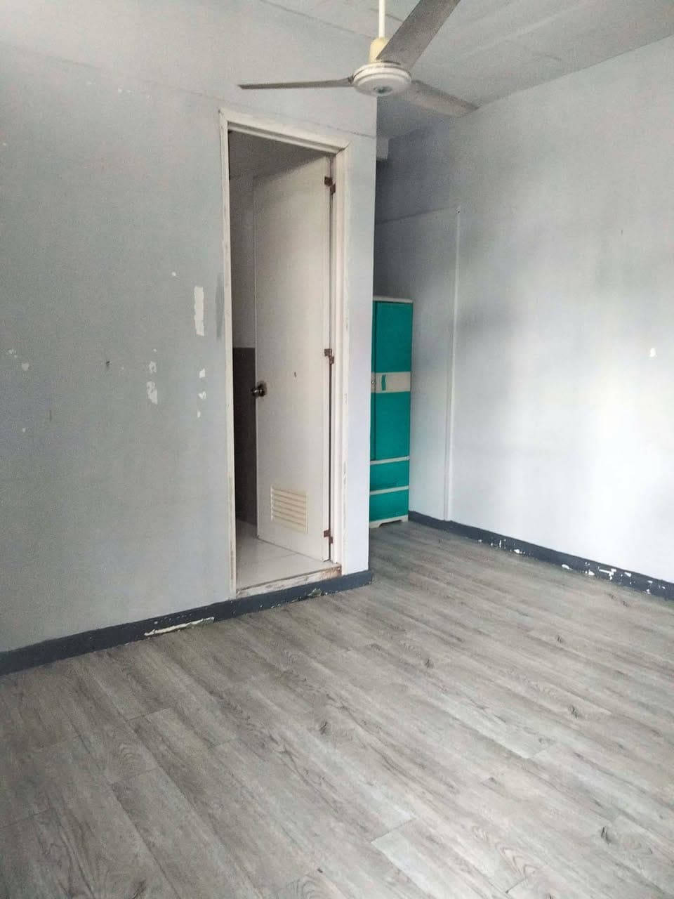 STUDIO TYPE UNIT AVAILABLE - photo 4