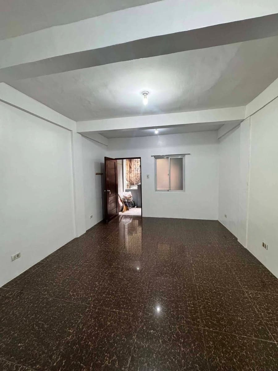 For Rent - photo 2