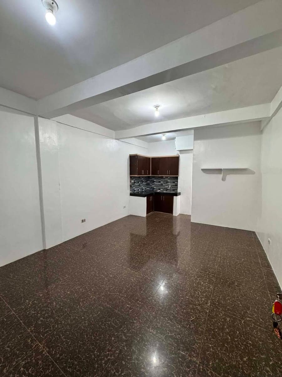 For Rent - photo 3