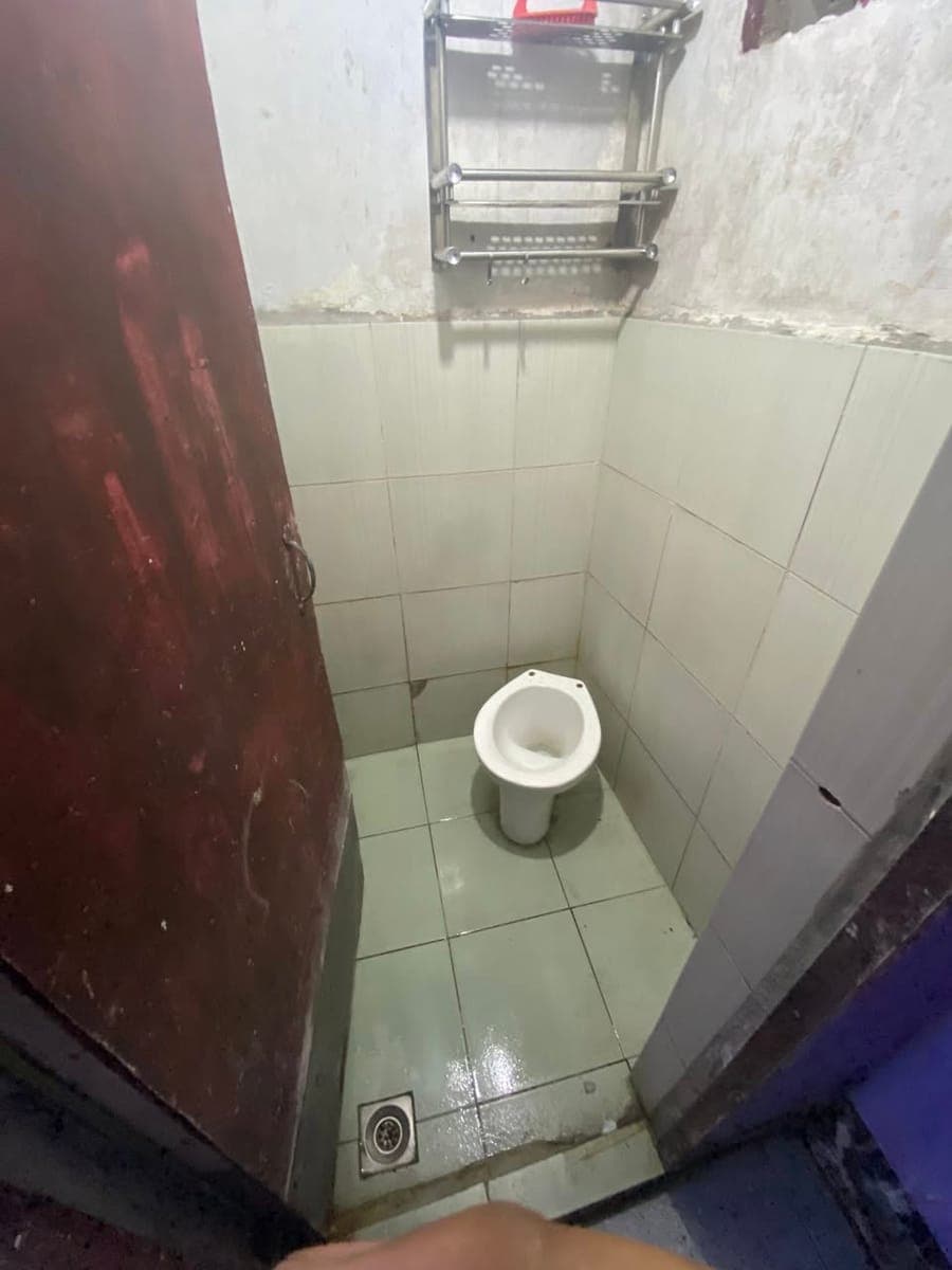 house 4 rent malapit sa lhat pangatlong bhay sa kalsda.6k monthly nka sub meter ilw tubig.farview qc... - photo 3