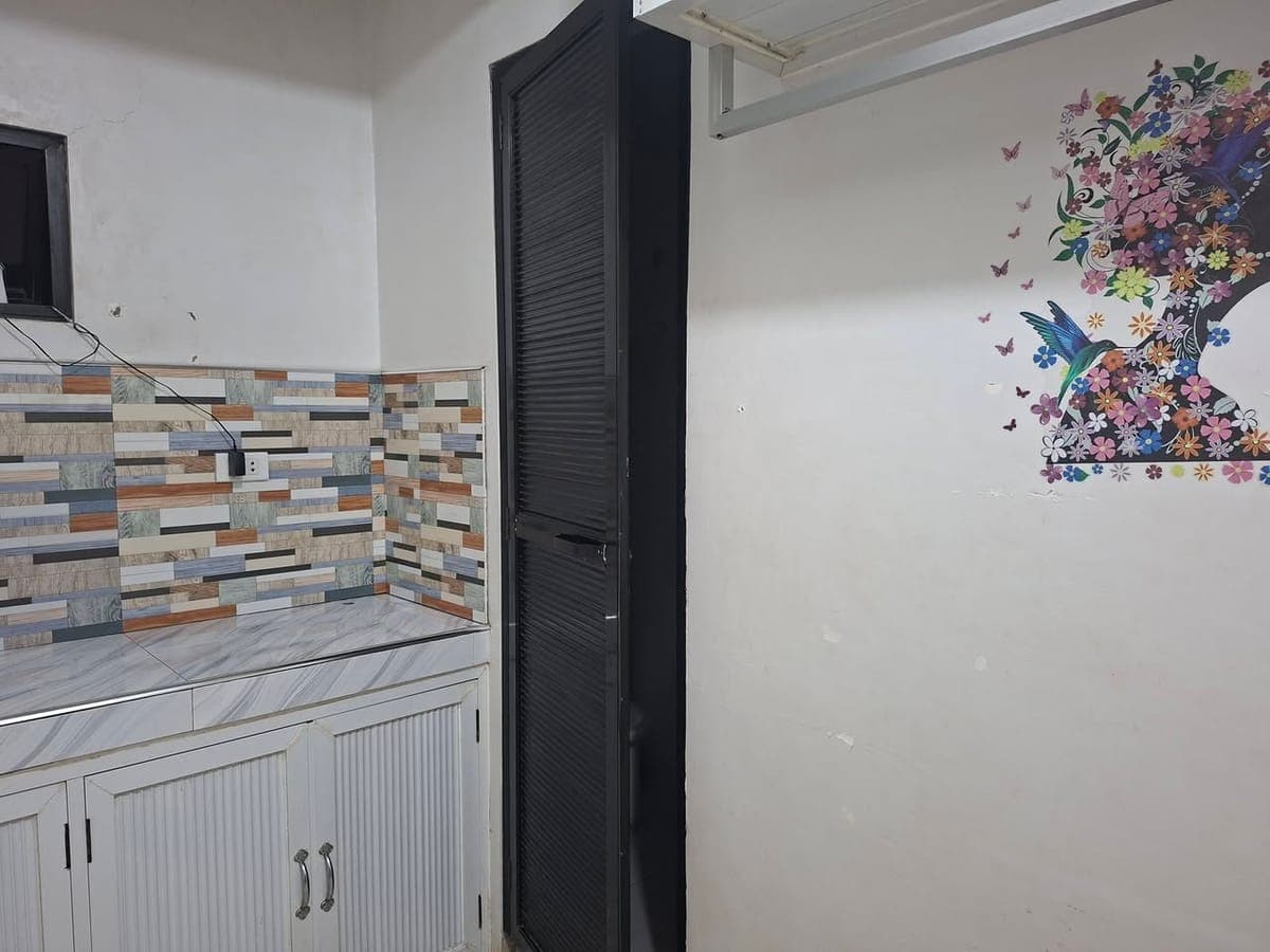 1 available unit!! - photo 1