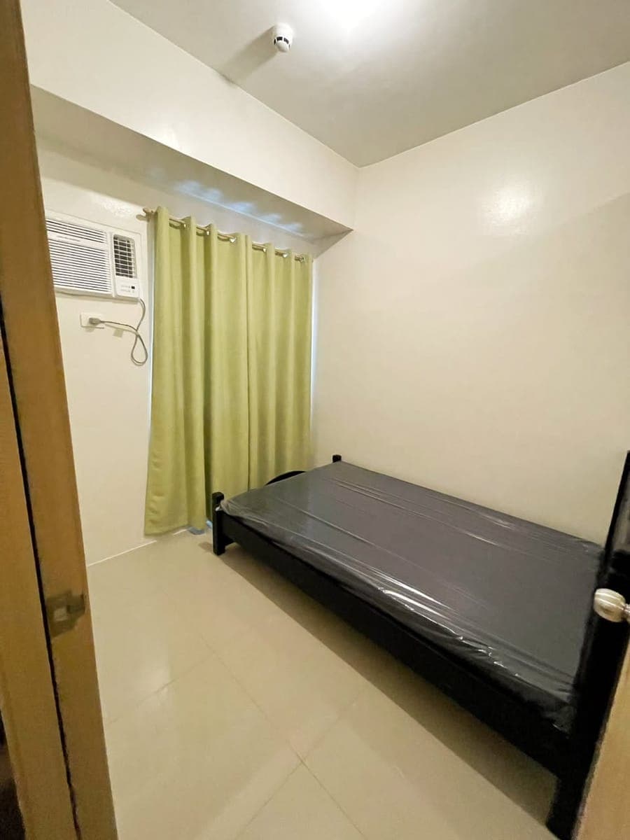 FOR RENT - 2BR 32SQM QC CONDO - photo 1