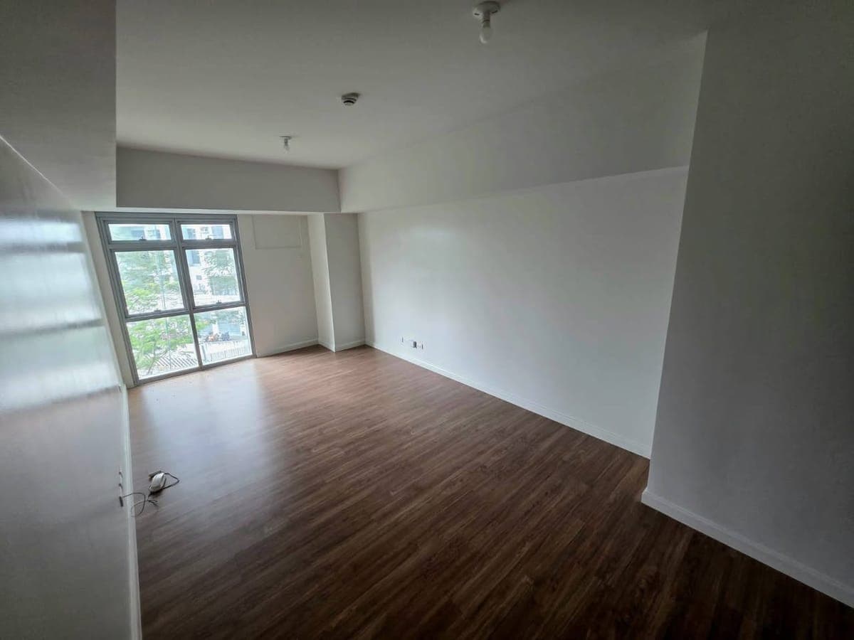 **FOR LEASE: (Vertis North, QC) Alveo Orean Place** - photo 1