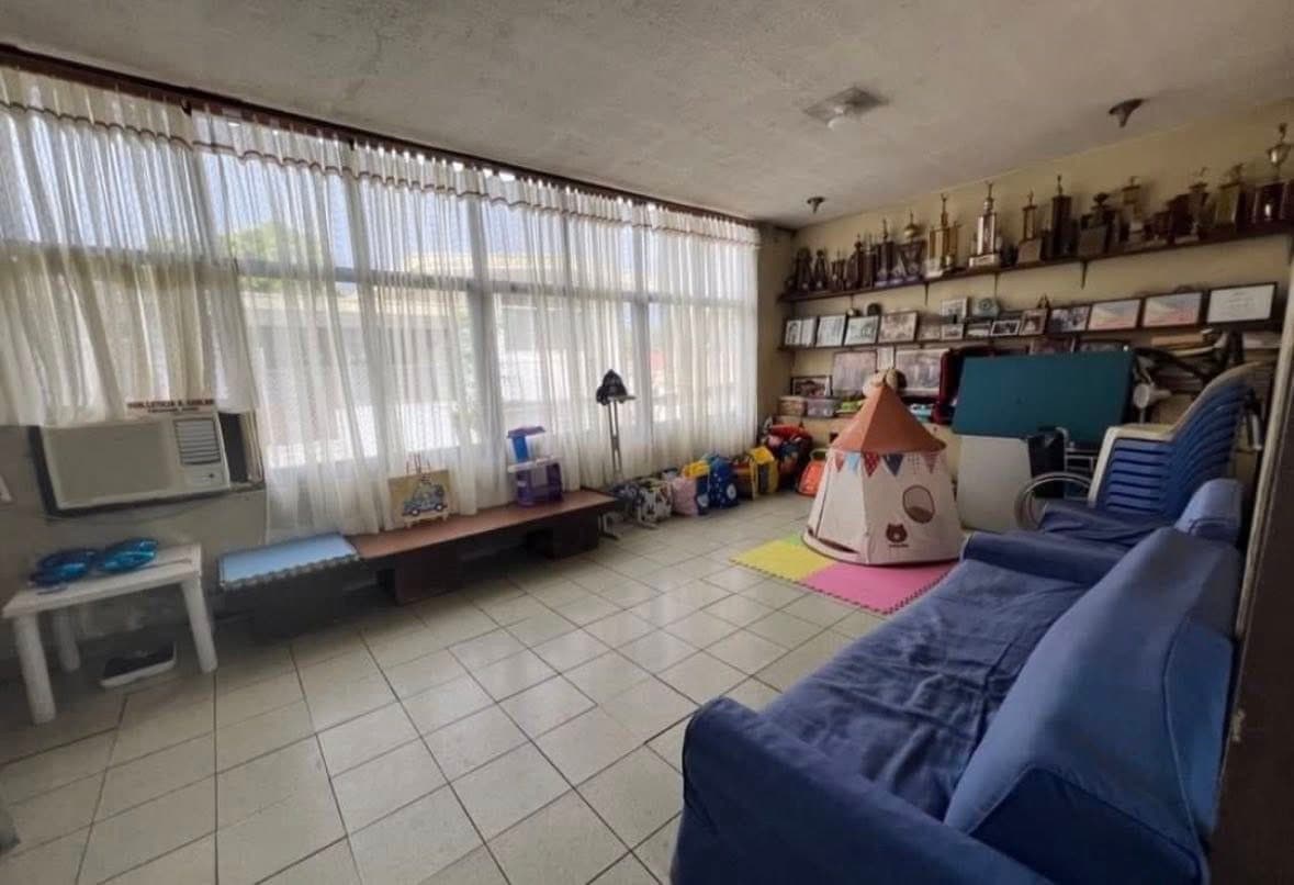 New‼️FOR RENT St. Ignatius for Rent beside Whiteplains Quezon City 70k 434sqm 3BR - photo 1