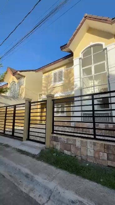HOUSE FOR RENT - photo 1