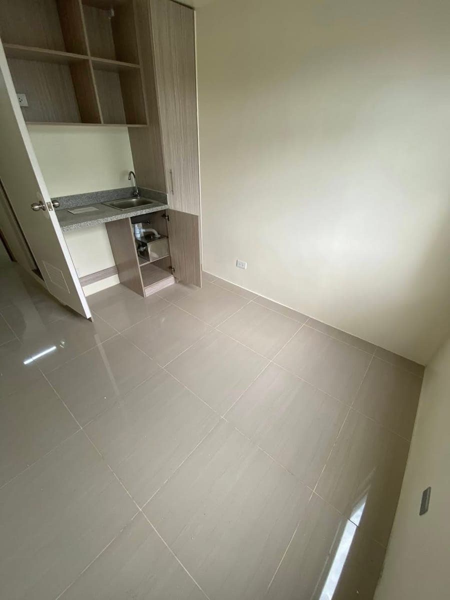 OPEN FOR LEASE (at least 6 months) - photo 3