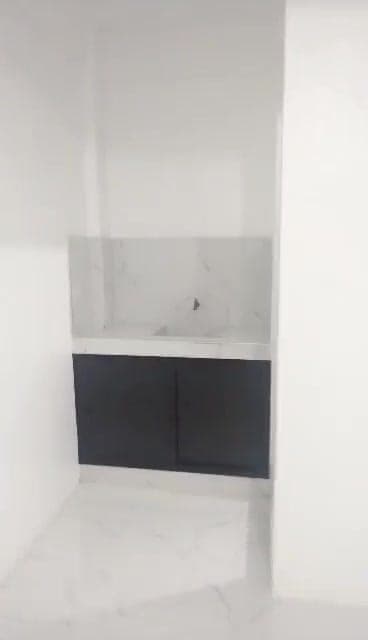 Available on june 30.. Studio type with own sink at bathroom sariling meter ng kuryente.. 24/7 secur... - photo 1