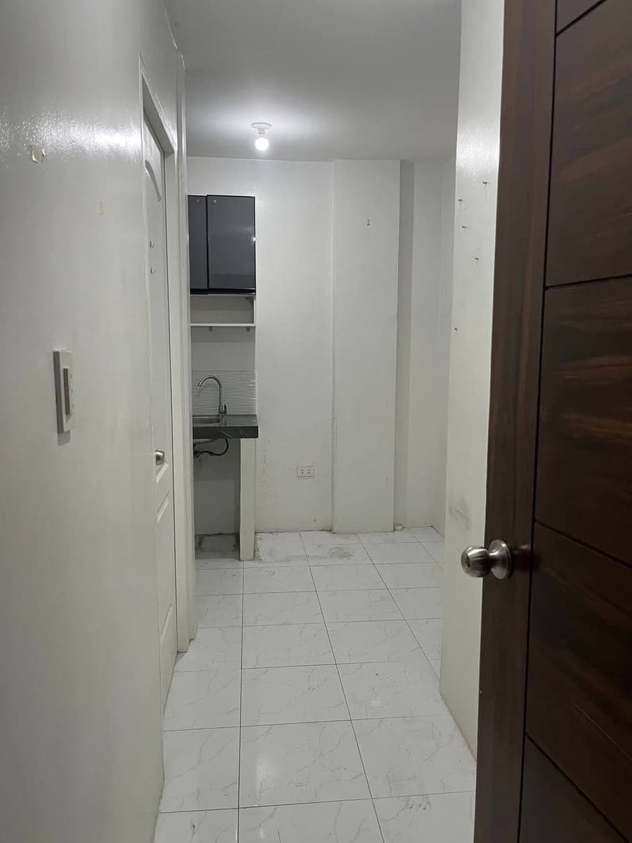 One Bedroom Unit For Rent - photo 2