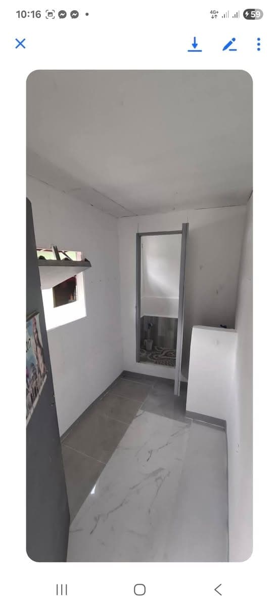 Ptpa FOR RENT SMALL ROOM 3k along kaligayahan novaliches  hnd pwd sa napakarami gamit pm respect - photo 3