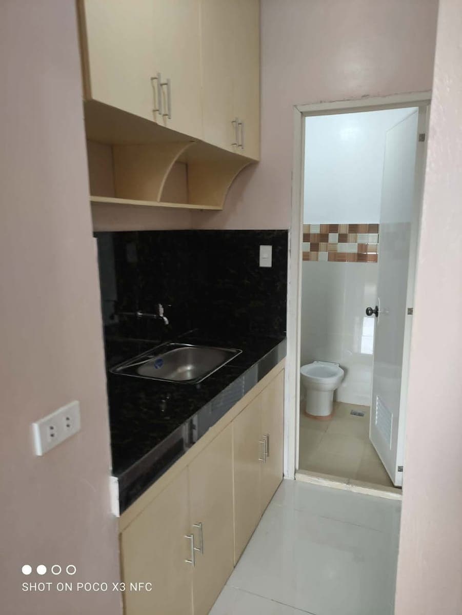6,500 Per Month (1st - 4th floor) - photo 4