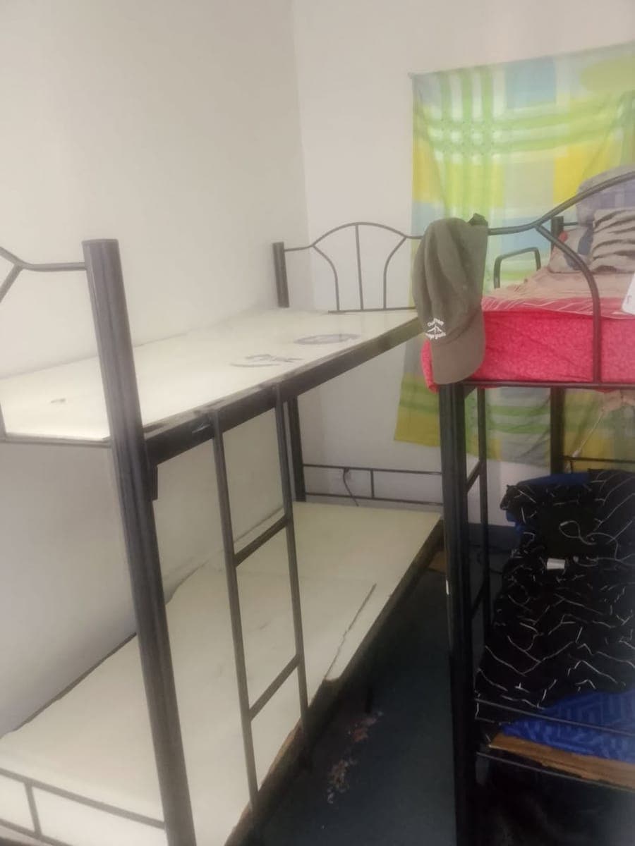 TAKE NOTE: BED SPACE PO ITO ( 4 PERSON IN 1 ROOM)TAKE NOTE: BED SPACE PO ITO ( 4 PERSON IN 1 ROOM) - photo 3