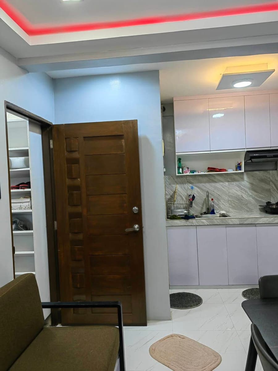 FOR RENT HOUSE WITH PARKING INSIDE SUBDIVISION - photo 1