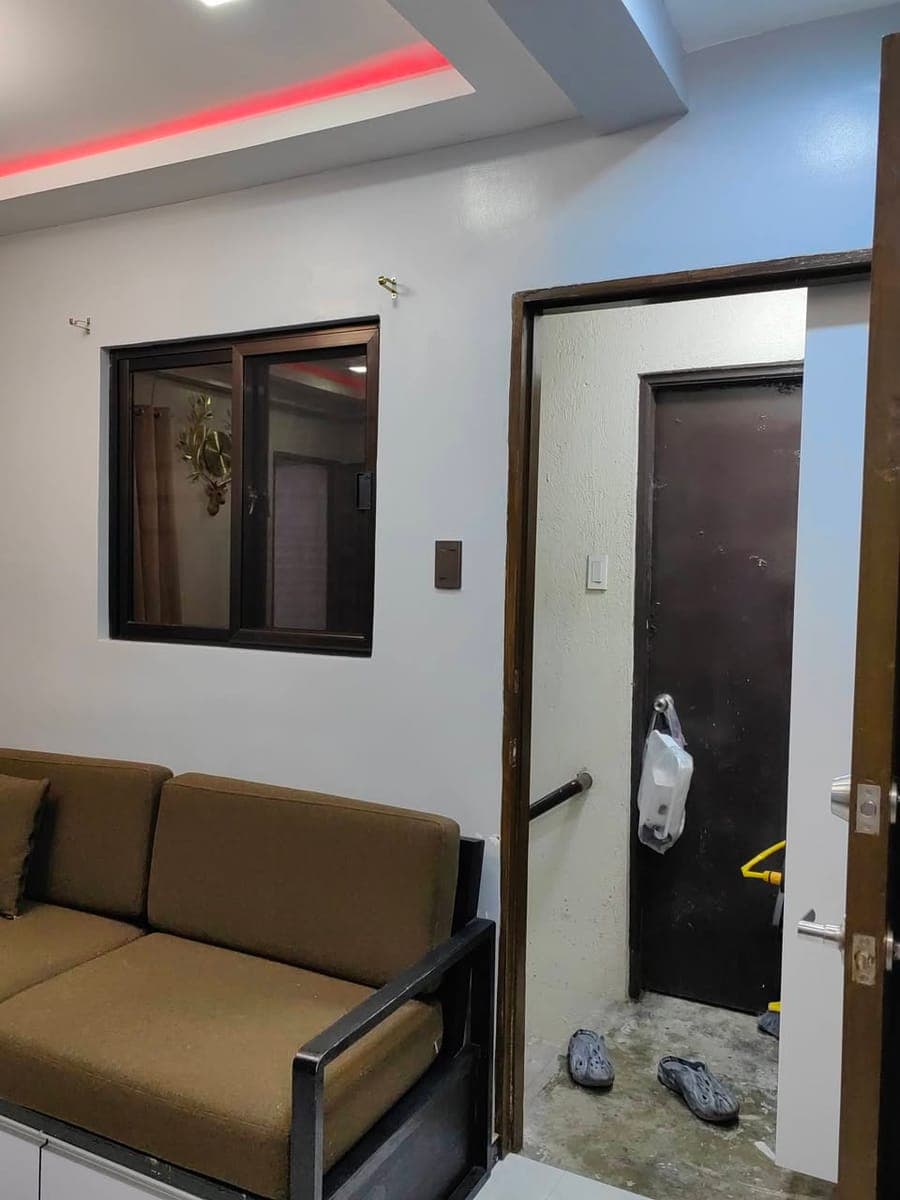FOR RENT HOUSE WITH PARKING INSIDE SUBDIVISION - photo 4