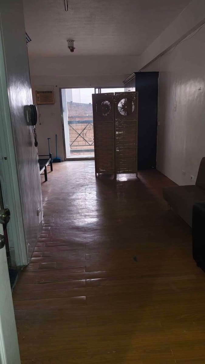 STUDIO UNIT IN CUBAO FOR RENT - photo 2
