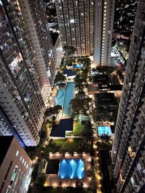 🔺Location: Beside SM North EDSA, Quezon City - photo 1