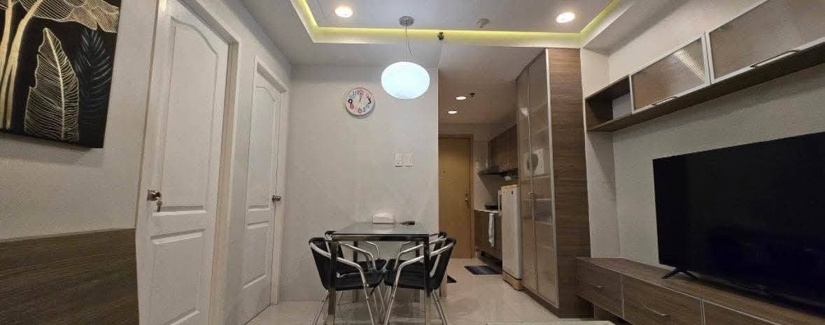 2-BEDROOM (42sqm) FULLY FURNISHED FOR RENT - photo 1
