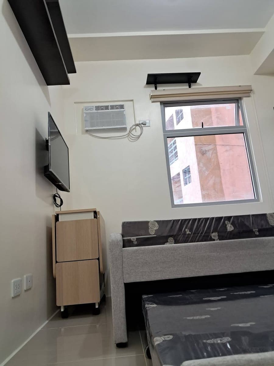 Room for rent, with inverter air con, cr, sink, motor street parking,  sub meters , water, electrici... - photo 5