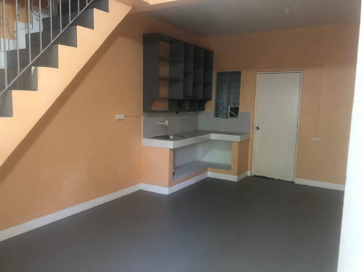 Apartment for rent - photo 1