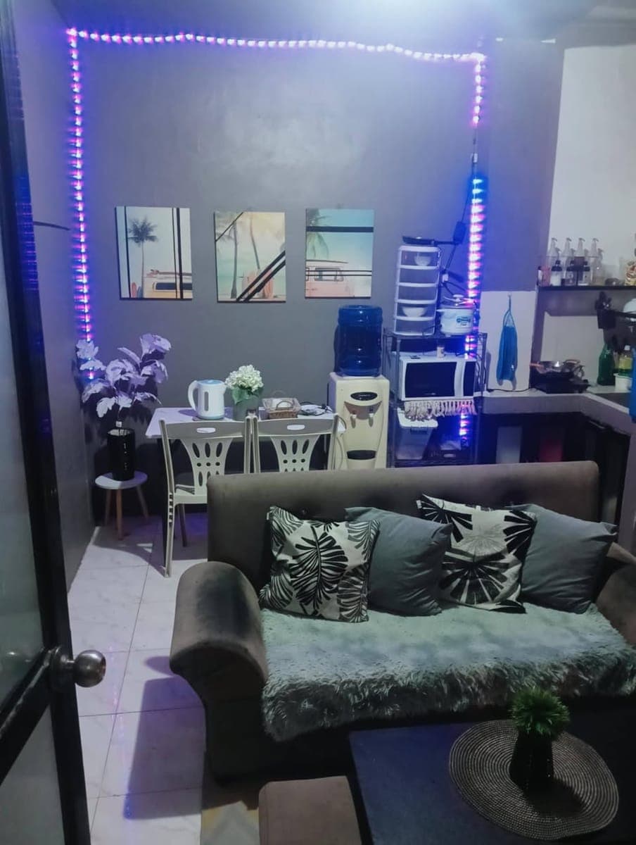 Apartment for rent:  Good for a couple loc. Brgy. Dulong Bayan 2 San Mateo Rizal inside subdivision... - photo 1