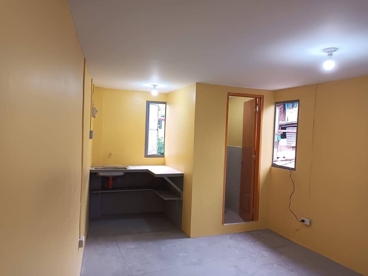 ROOM FOR RENT - photo 1