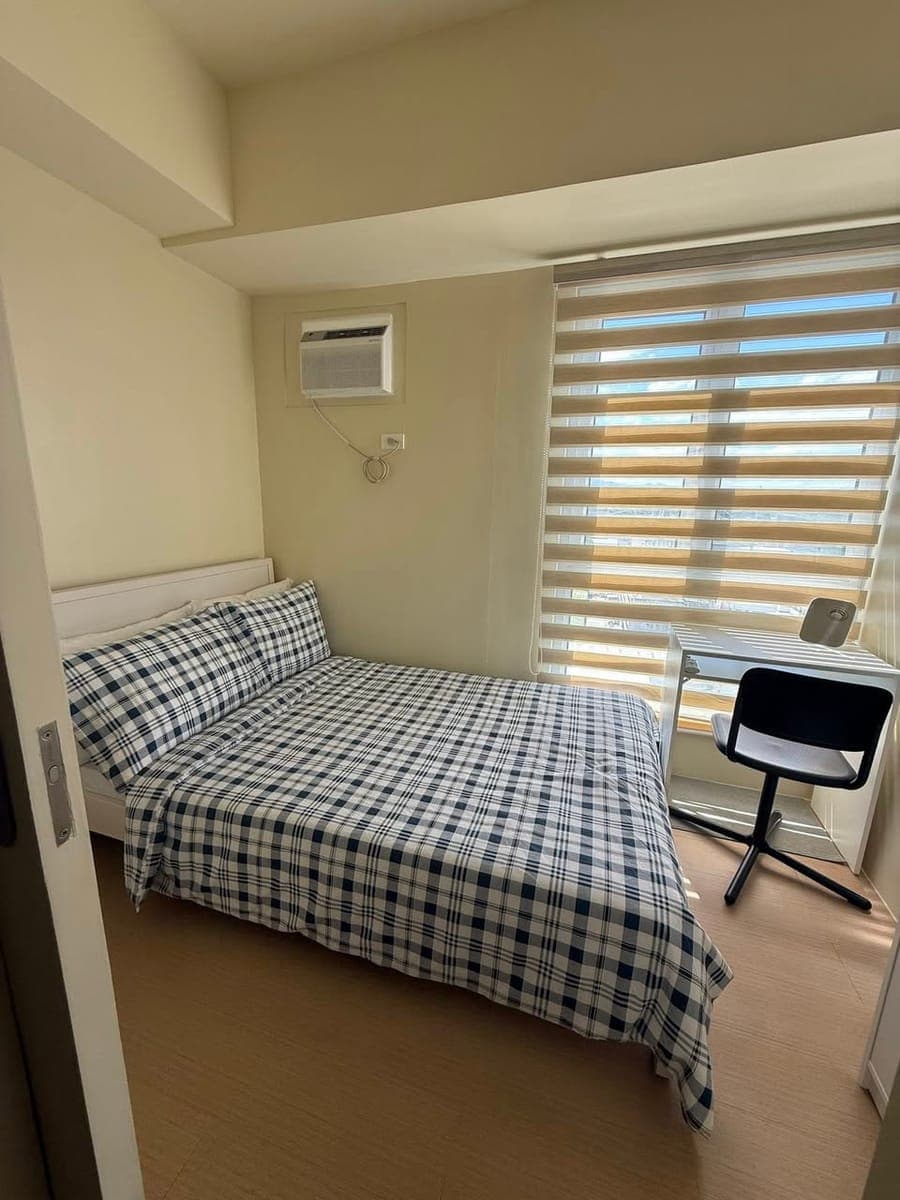 FOR RENT – Brand New Fully Furnished 1-Bedroom Unit - photo 1