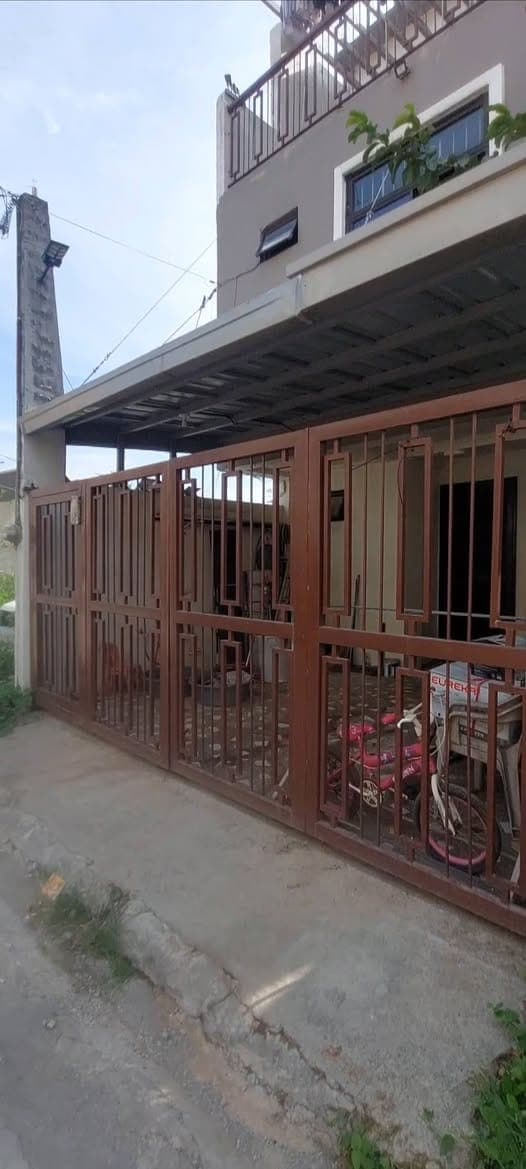 🏡TOWNHOUSE FOR RENT WITH CAR GARAGE - photo 2
