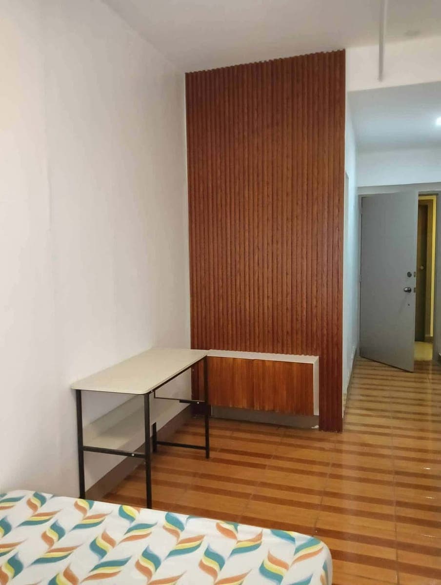 Studio unit , Semi Furnished - photo 2