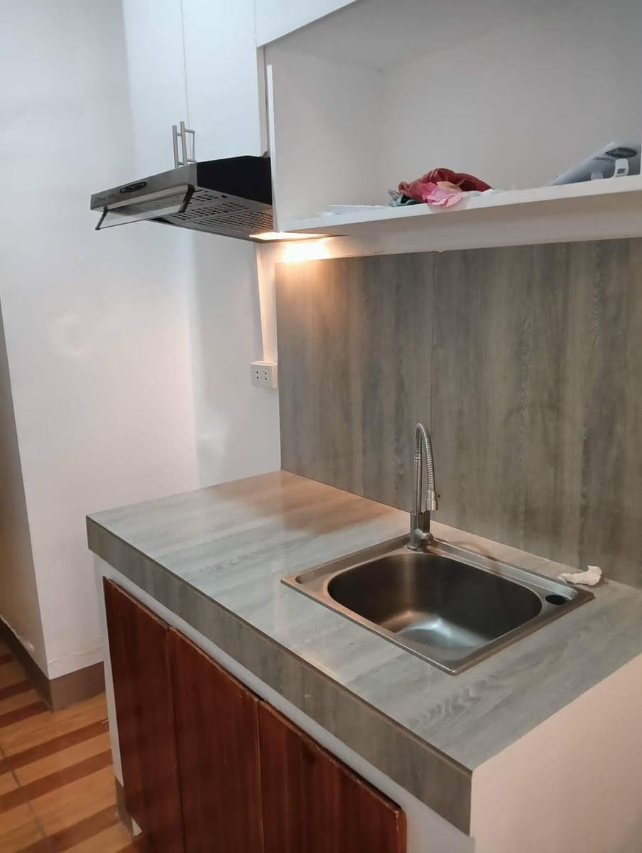 Studio unit , Semi Furnished - photo 3
