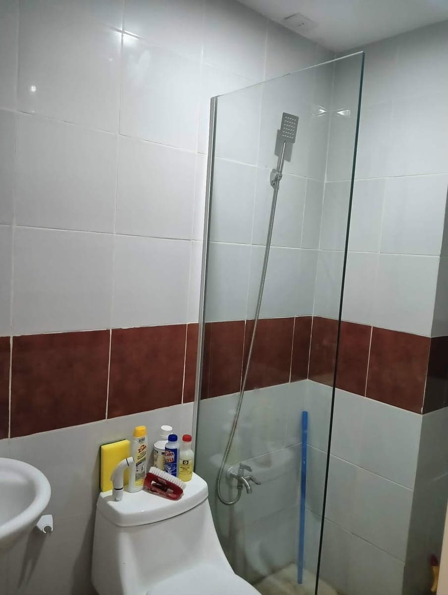 Studio unit , Semi Furnished - photo 4