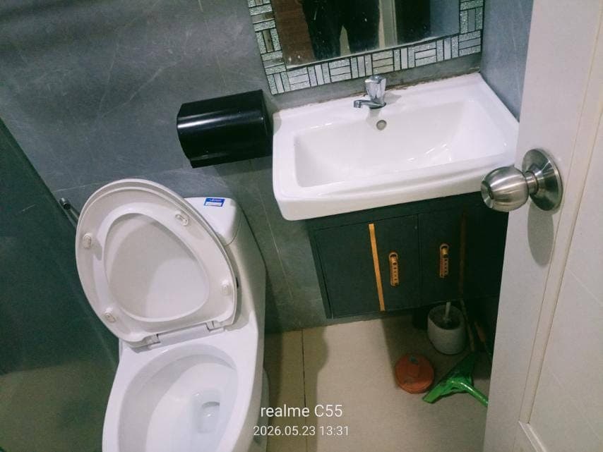 FOR RENT: ₱18,000/month. | Inclusive association dues - photo 2